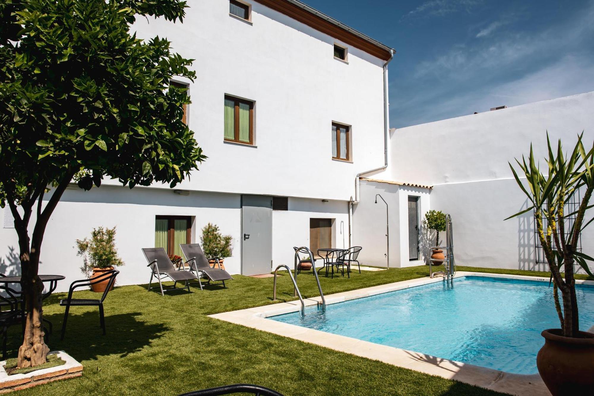 Hostal Aznaitin Baeza Zewnętrze zdjęcie