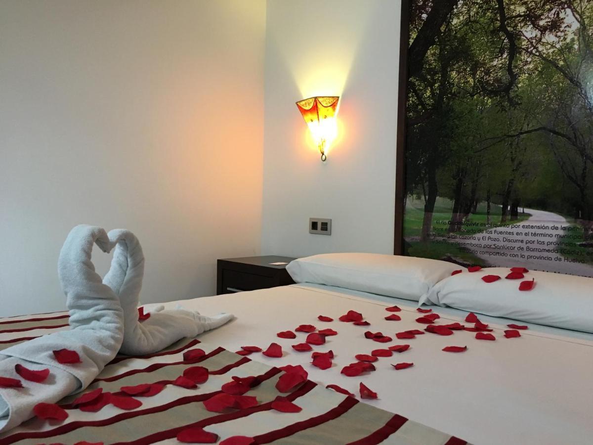 Hostal Aznaitin Baeza Zewnętrze zdjęcie